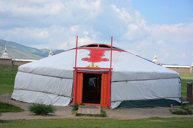 Build a Yurt
